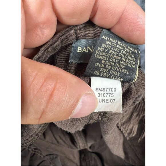 Banana Republic women’s corduroy pants size for regular  - Picture 3 of 9